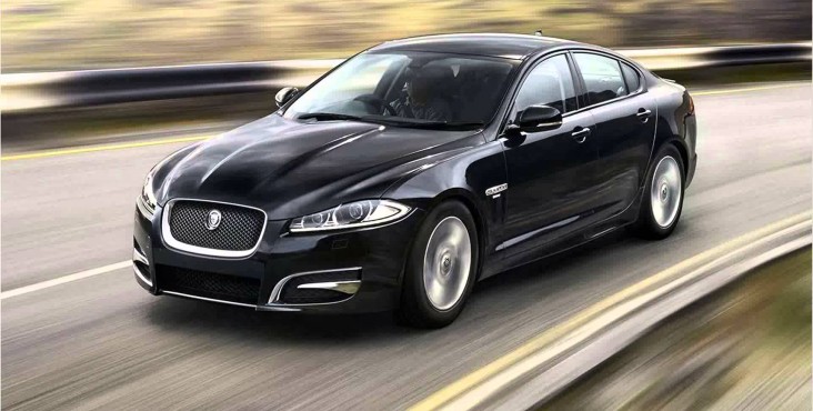 XJR 575 - 575hp